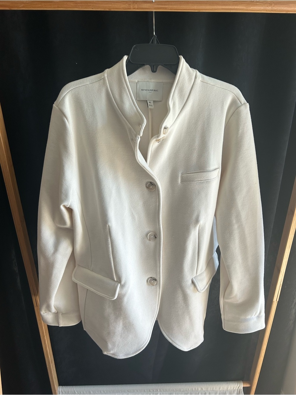 Banana Republic Cream Stand-Collar Women's Blazer